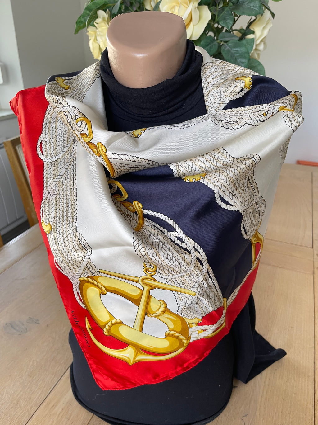 Valentino carré scarf foulard sjaal seide silk soie