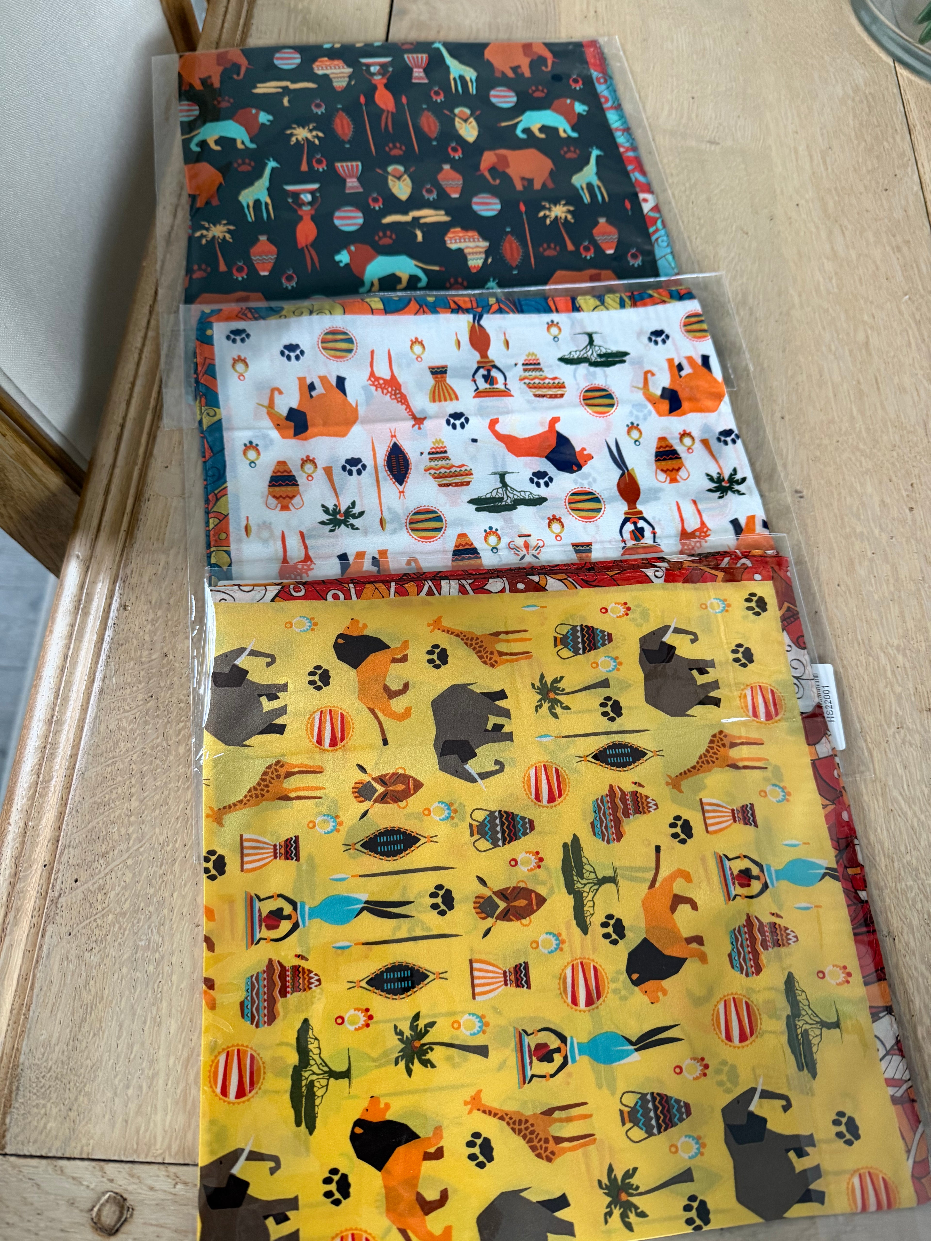 Lot 2 foulards carré silk seide soie schal