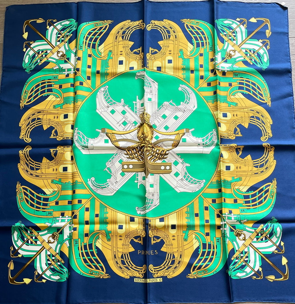 Hermes carré foulard scarf silk schal seide soie